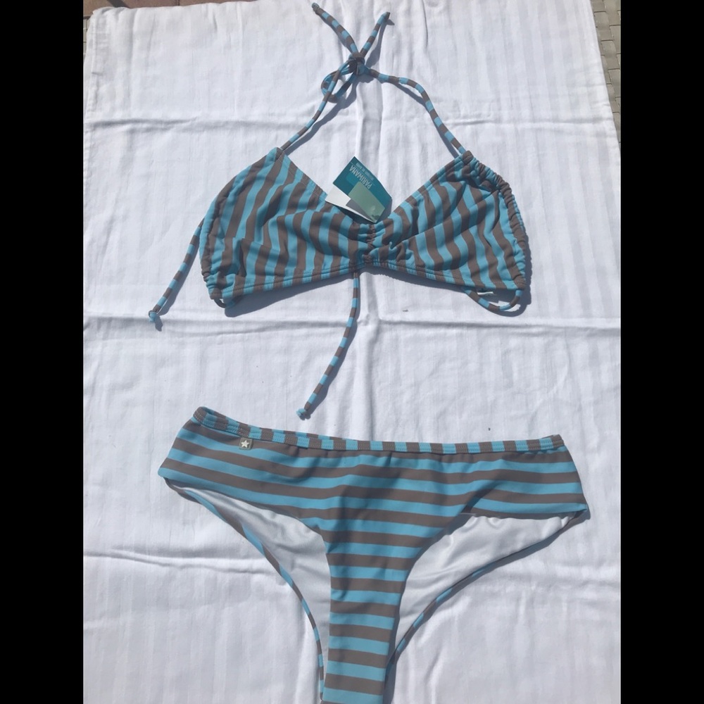 Swimsuit two pieces.